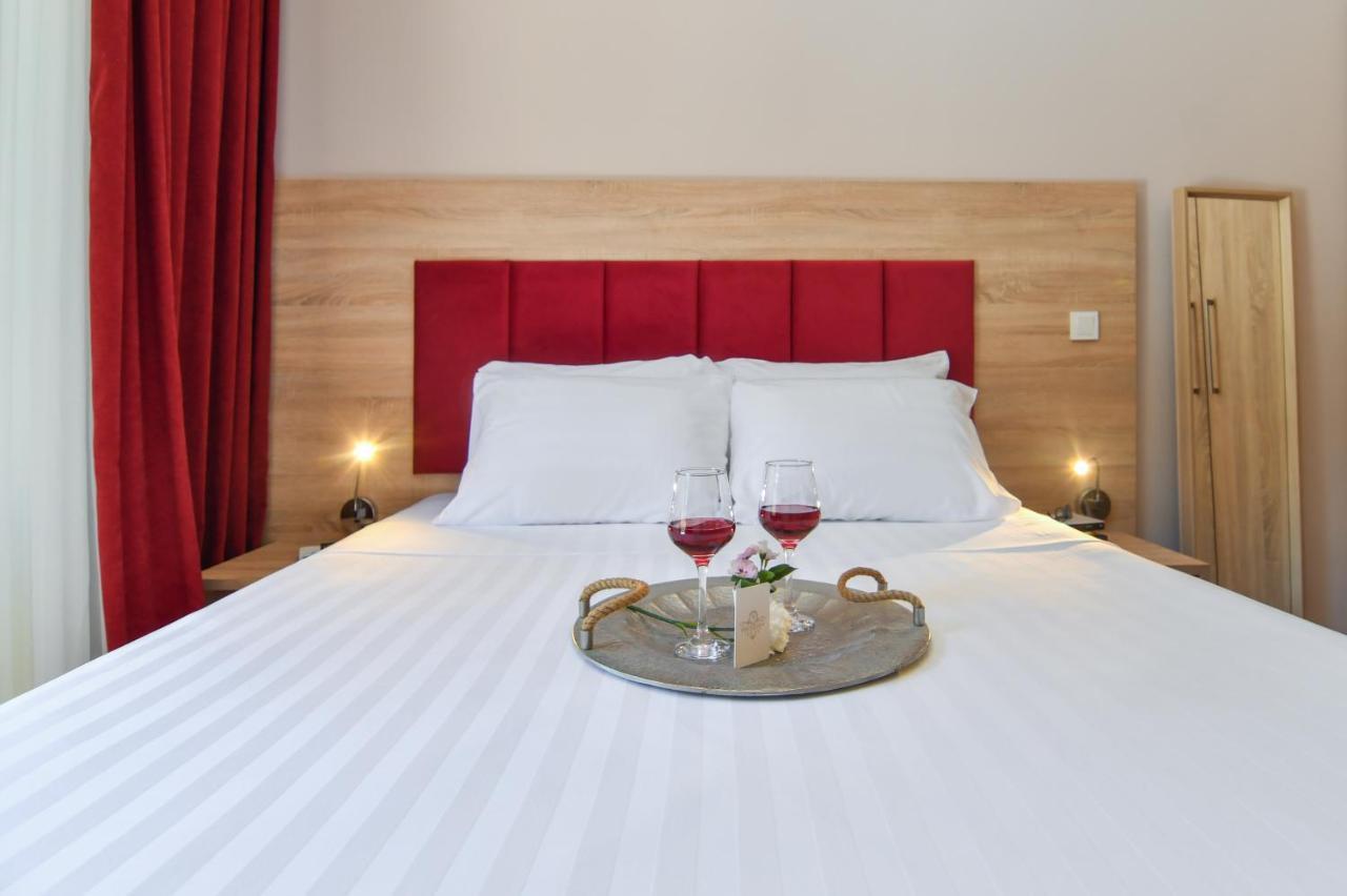 Palladium Sithonia