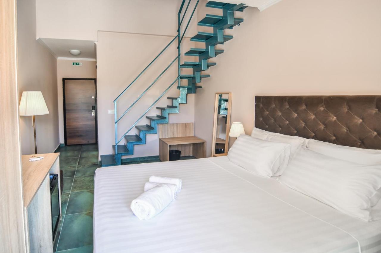 Palladium Sithonia